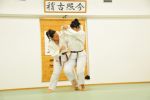 Antrenman Fotoları resim #4   <a href="usr_img/aikido/dersler/genel/kn_04.jpg" class="org_resim_indir" target="_blank" >Orjinal Resim</a>