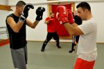 25 Şubat 2013 Muay Thai Dersinden Görüntüler resim #37   <a href="userfiles/1/2013-02-25_21.55.39.jpg" class="org_resim_indir" target="_blank" >Orjinal Resim</a>