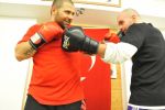 25 Şubat 2013 Muay Thai Dersinden Görüntüler resim #47   <a href="userfiles/1/2013-02-25_22.04.20.jpg" class="org_resim_indir" target="_blank" >Orjinal Resim</a>